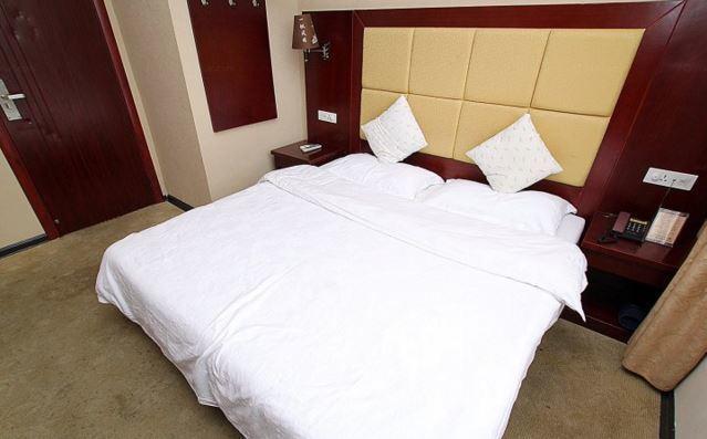 Guilin Jinxiu Xiaoxiang Business Hotel Lingchuan  Pokoj fotografie